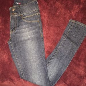 Nine planet jeans